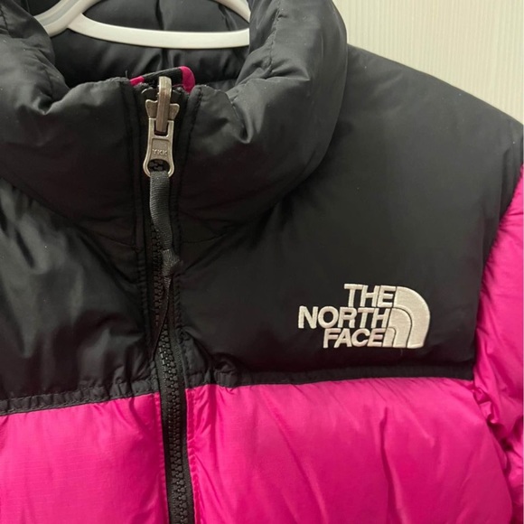The North Face Pink Puffer - Picture 2 of 4